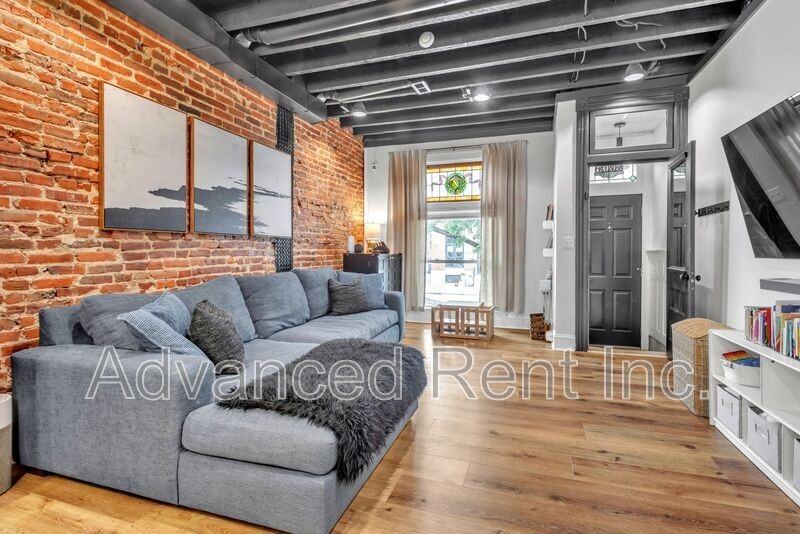 3603 Hudson St - Photo 2 of 20