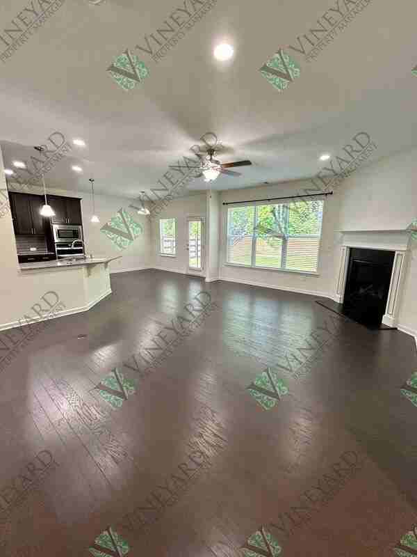 4510 Sandy Creek Dr - Photo 7 of 36