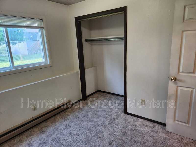 2308 Hillview Ct #4 - Photo 7 of 13