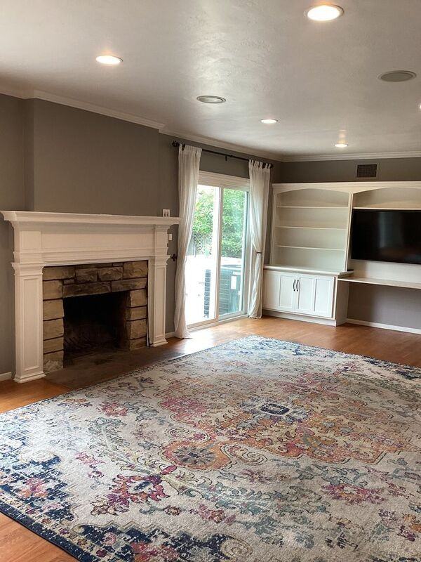 2069 Ahlin Dr - Photo 3 of 23
