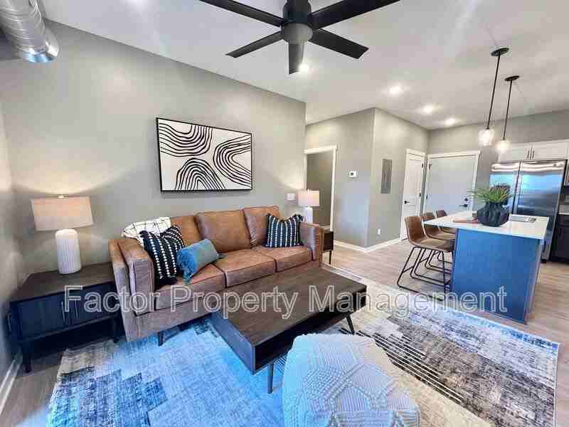 970 N 3rd St #104 - Photo 5 of 12