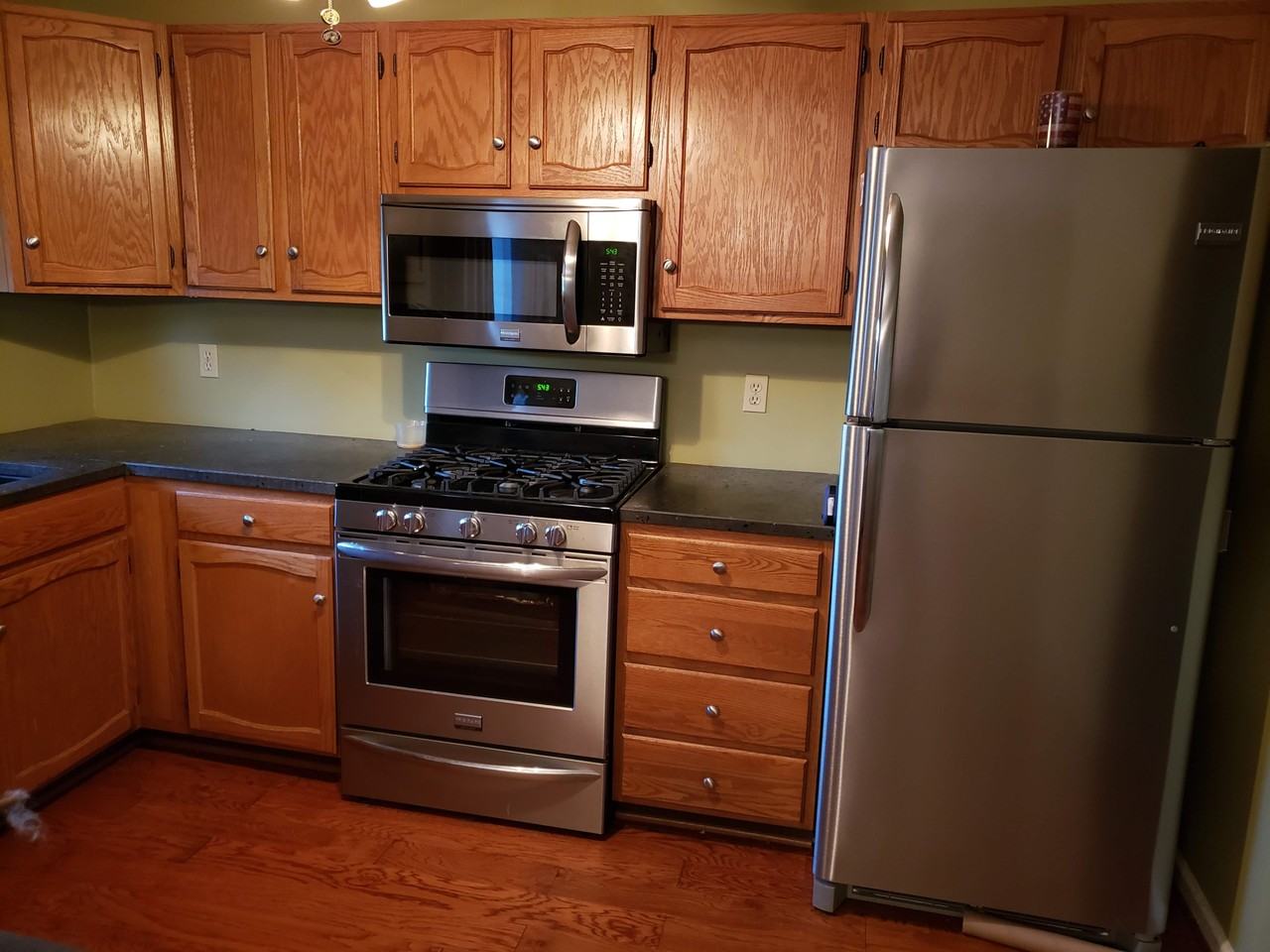 17 Steeple Ave - Photo 7 of 8