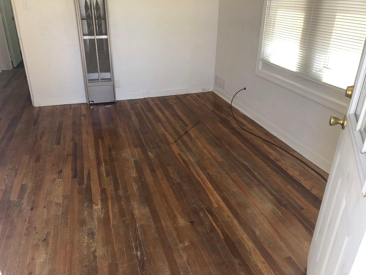 216 Princeton Dr Se - Photo 2 of 14