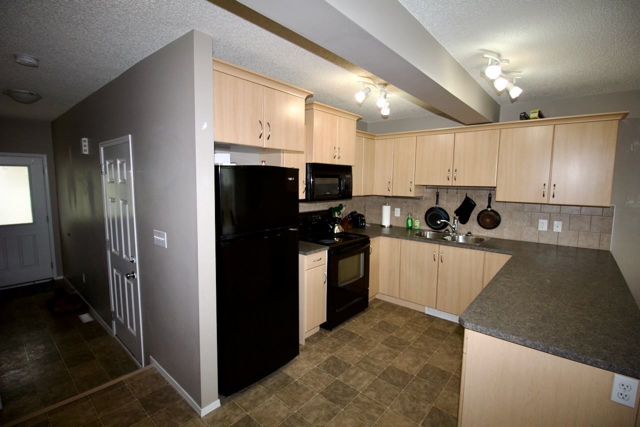 5 Red Canyon Way - Photo 4 of 17