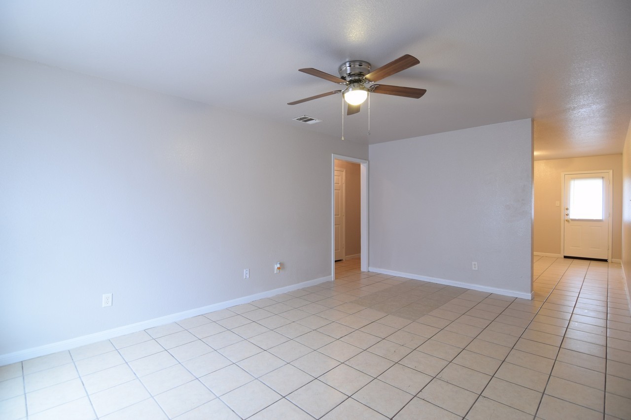 2508 Hancock Dr - Photo 7 of 11