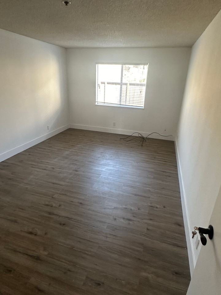 3 Lewis Avenue - Photo 2 of 7