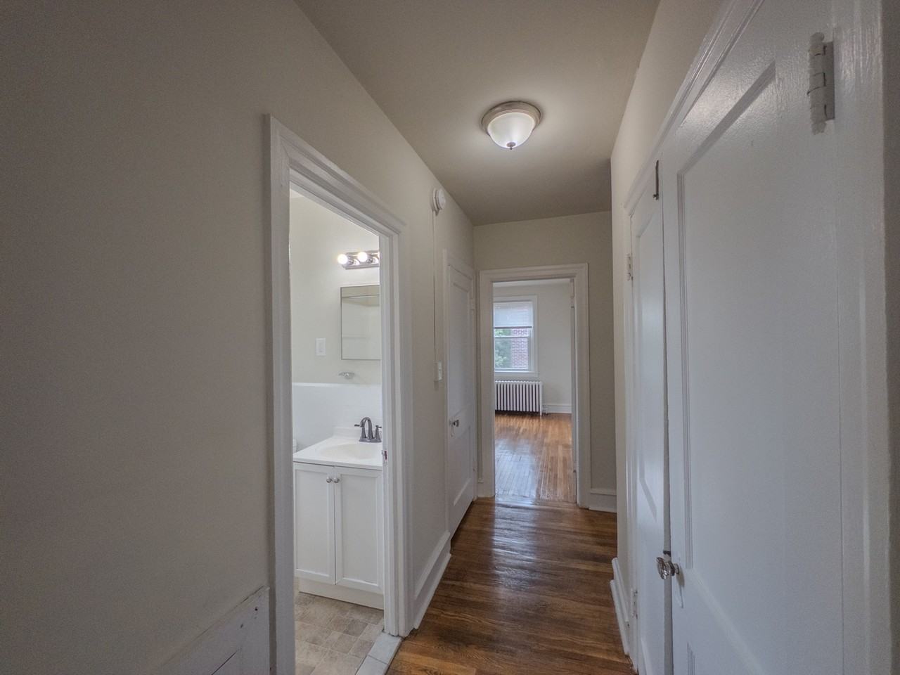 Folcroft Courts Apartments - Photo 4 of 50