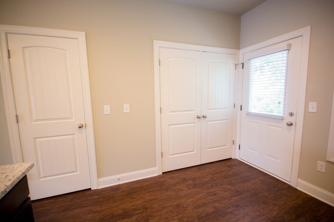 232 Epps Bridge Rd #13F - Photo 6 of 16