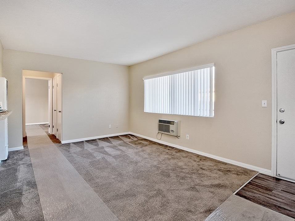 BROOKFIELD - Photo 5 of 27