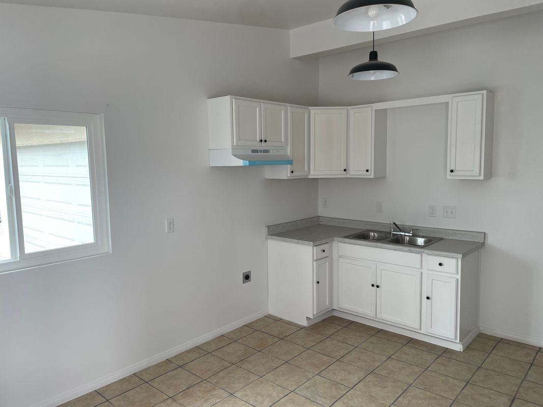 45518 Corkwood Ave - Photo 2 of 7