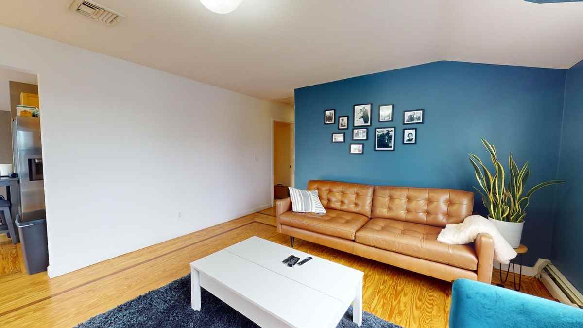 101 Grand View St ##3 - Photo 2 of 7