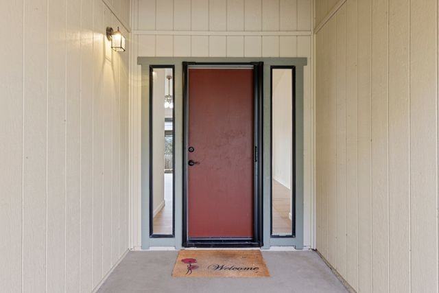 1012 Pleasant Valley Rd - Photo 2 of 25