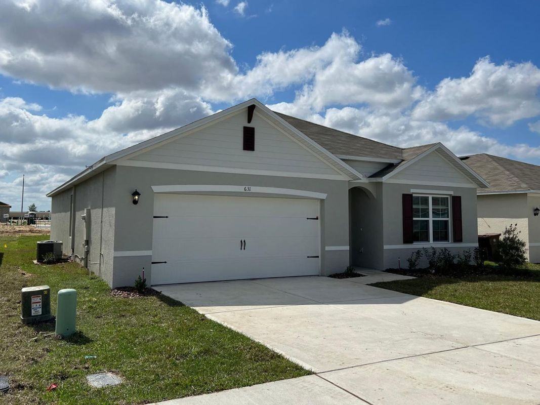 631 Boardwalk Ave - Photo 2 of 15