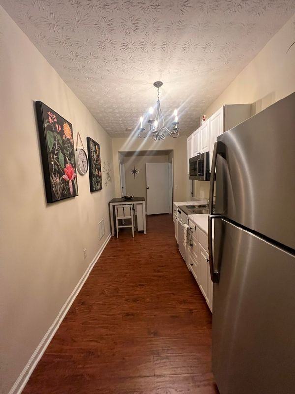 4030 Hill Station Ct - Photo 3 of 16