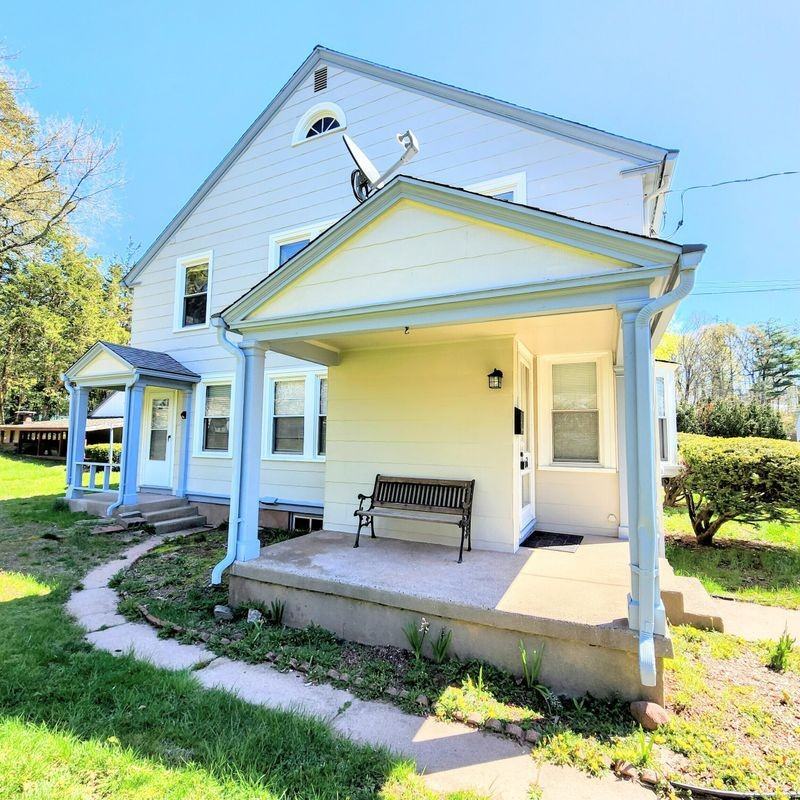 127 West St - Photo 2 of 21