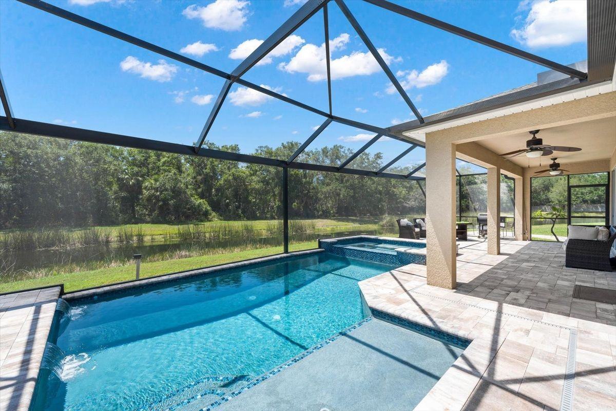 104 Caladium Ct - Photo 2 of 25