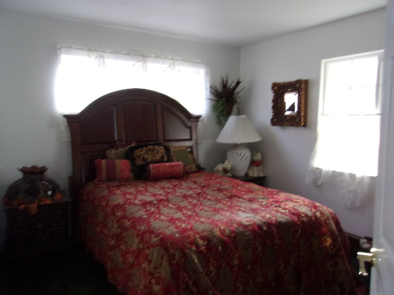 15120 Woodside Dr - Photo 3 of 19