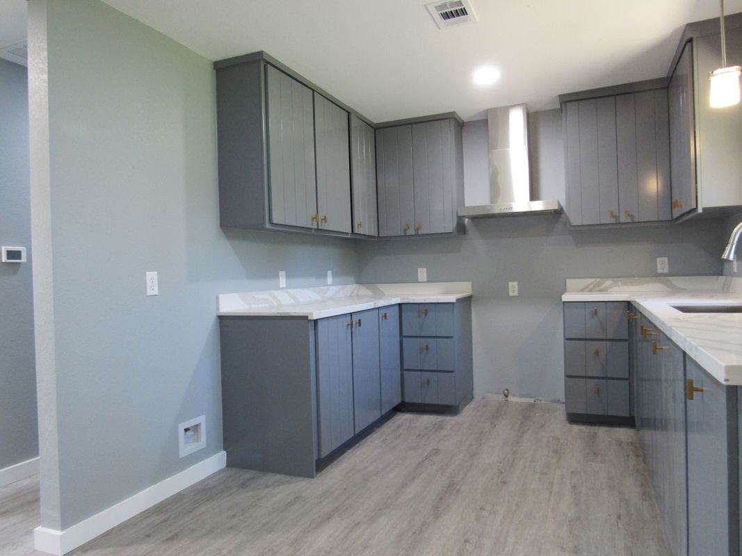3602 Nancy St - Photo 3 of 9