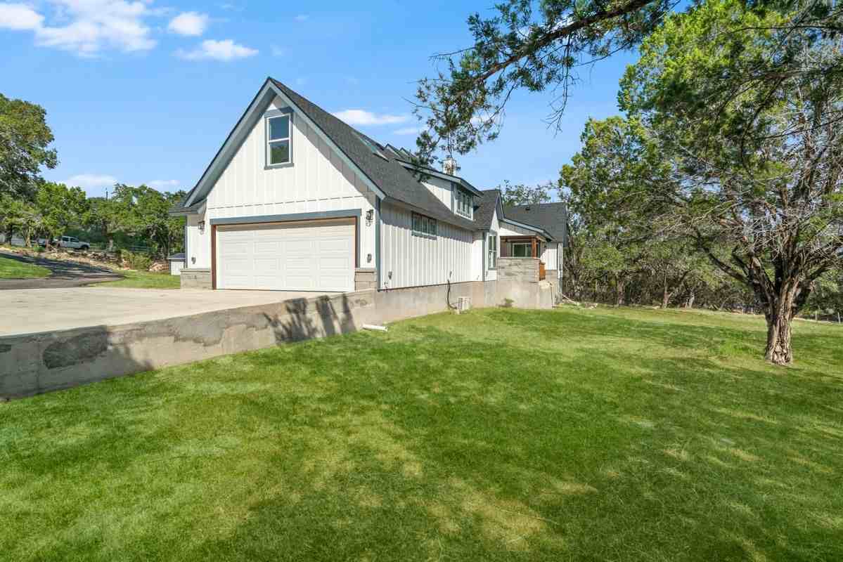 11608 Oak Country - Photo 3 of 21