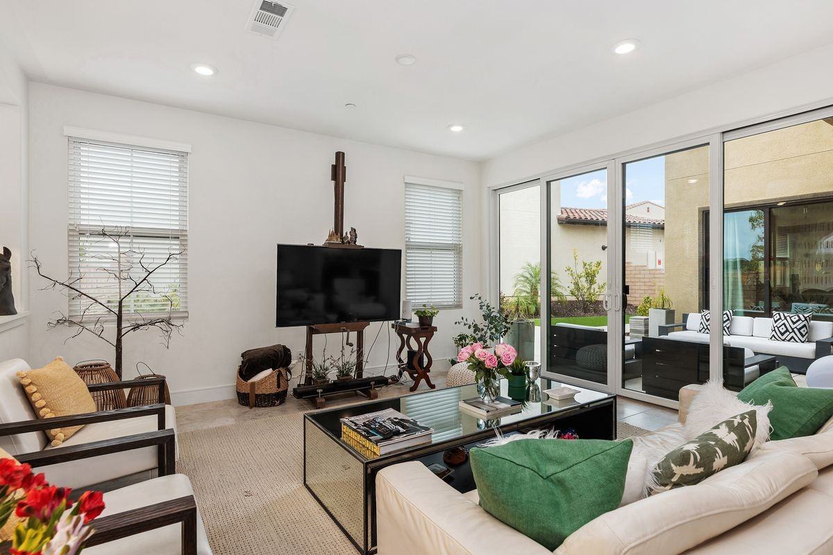 6640 Solterra Vista Pkwy - Photo 4 of 25