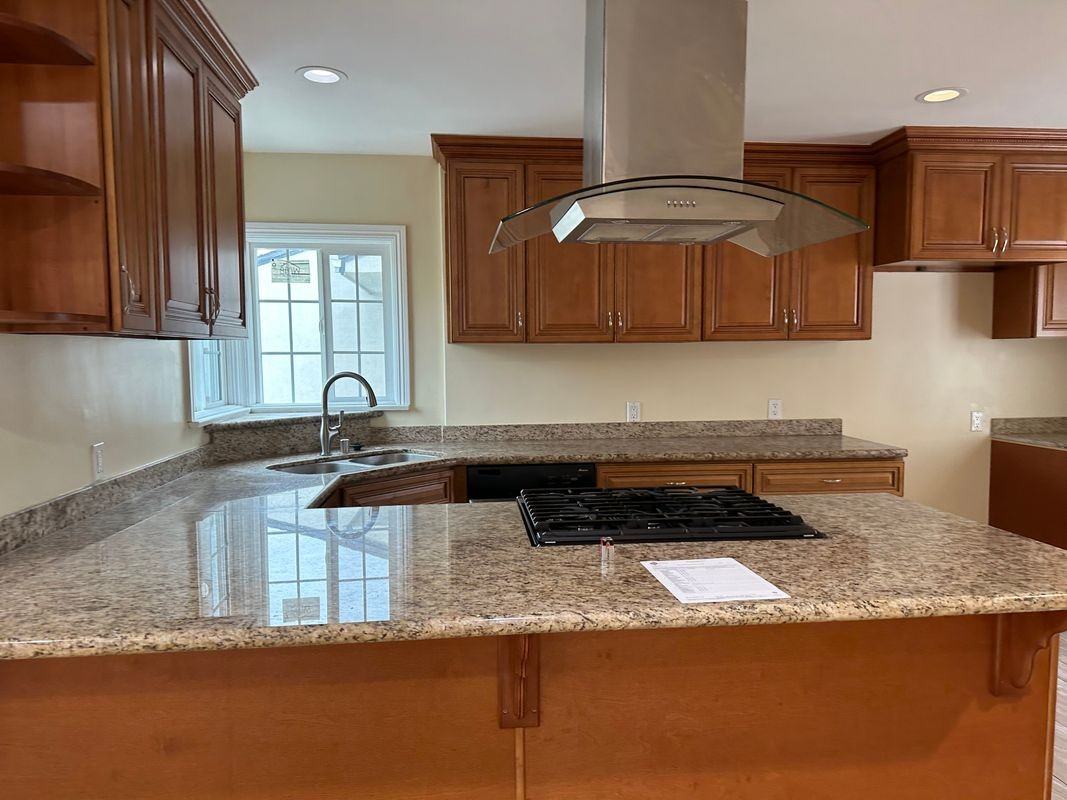 6016 Harding Ave - Photo 3 of 14