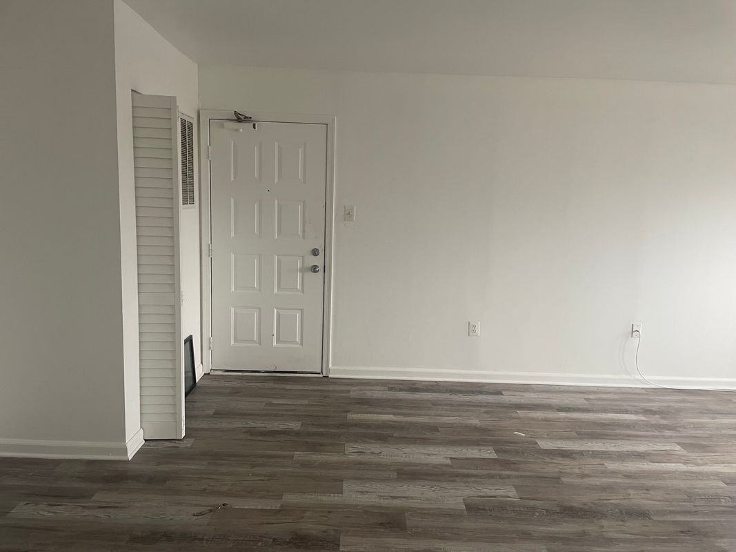 209 N New York Ave - Photo 2 of 7