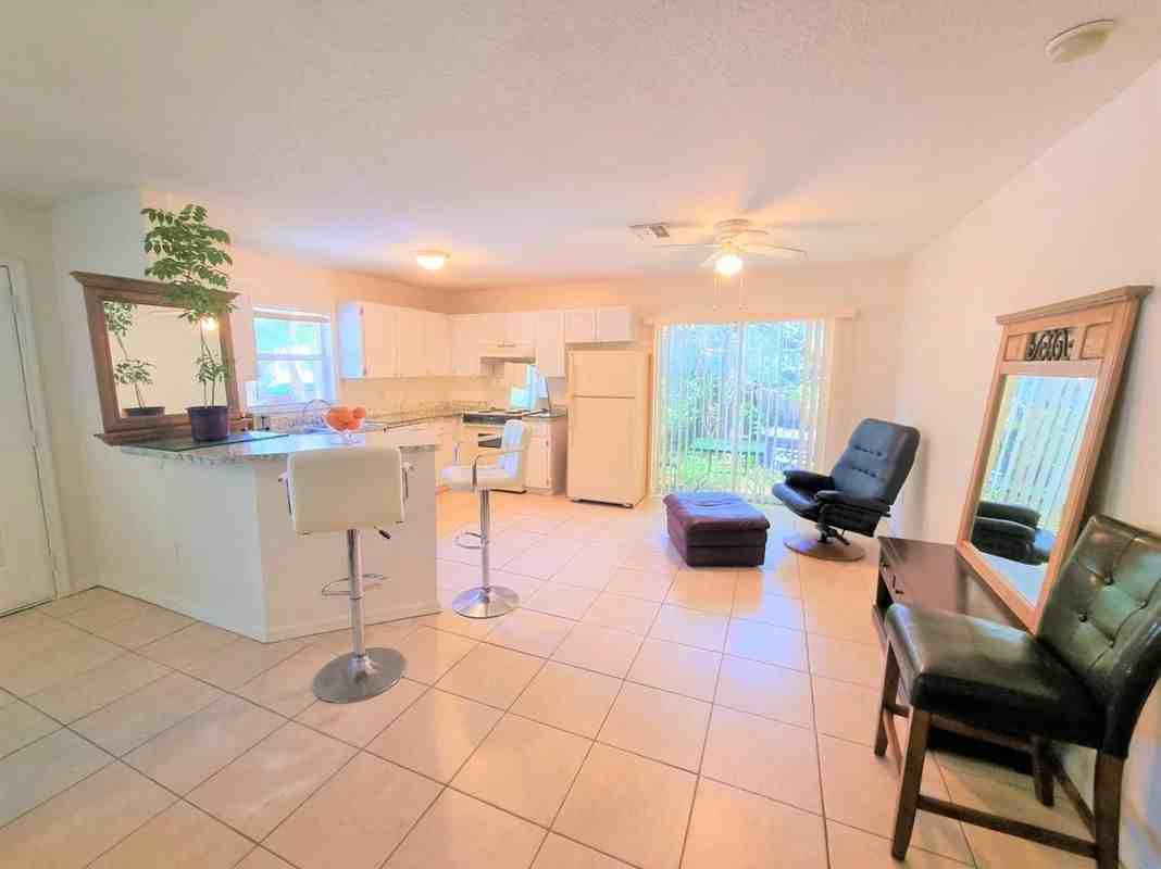 3834 8th St S - Photo 3 of 12