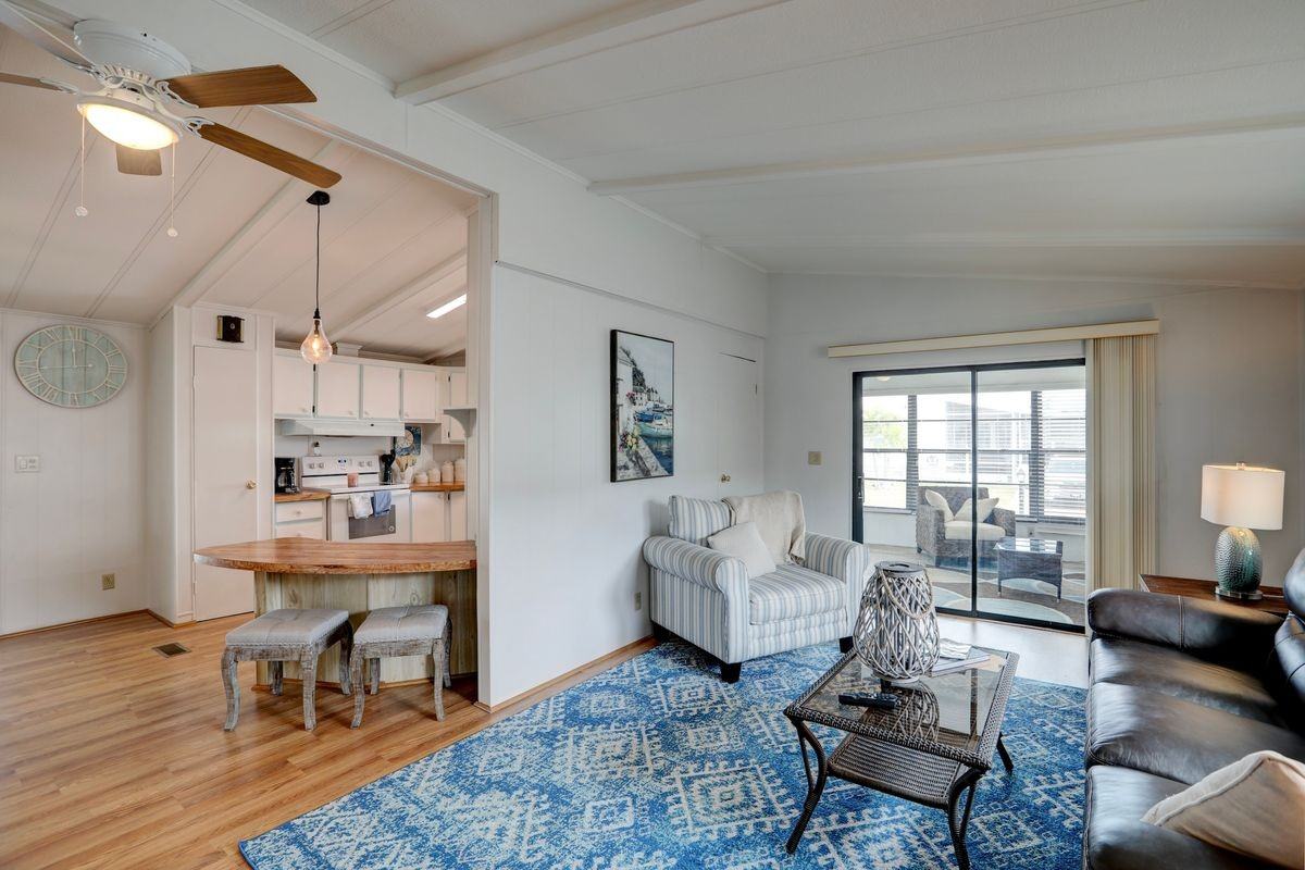 505 Puffin Dr - Photo 3 of 16