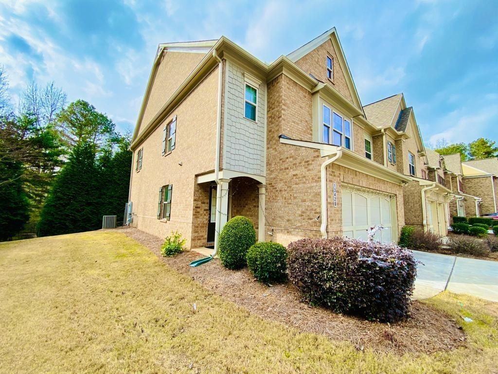 13428 Gardiner Ln - Photo 2 of 23