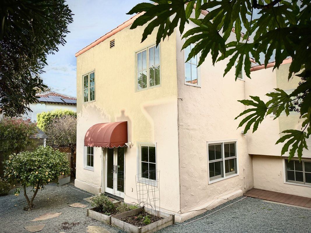 1248 Shafter St - Photo 2 of 3
