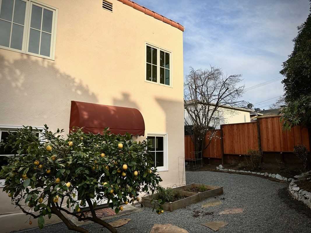 1248 Shafter St - Photo 3 of 3