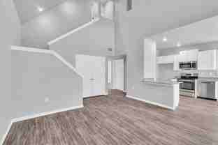 213 Lomond Ave - Photo 1 of 1