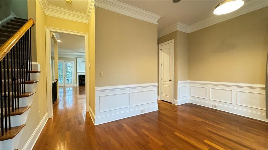 981 Pearl Pt - Photo 3 of 24