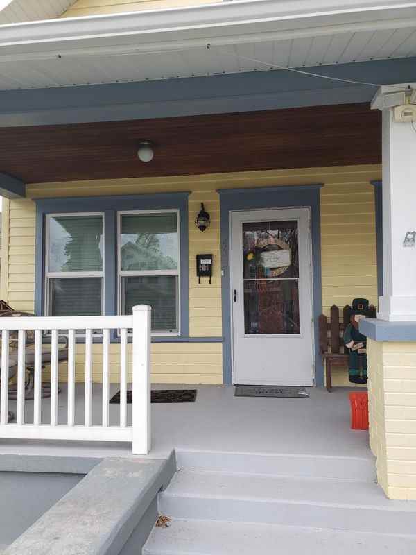 486 N Ridge Ave - Photo 2 of 22