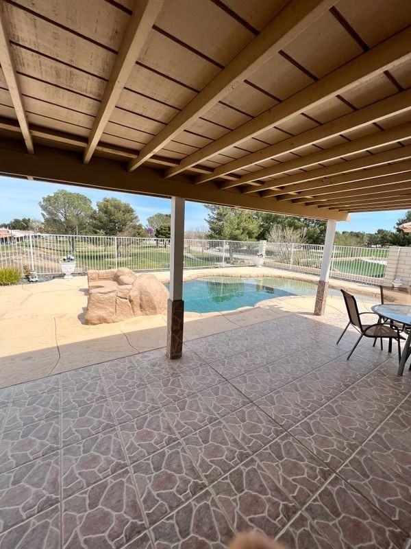 27505 Lakeview Dr - Photo 3 of 10