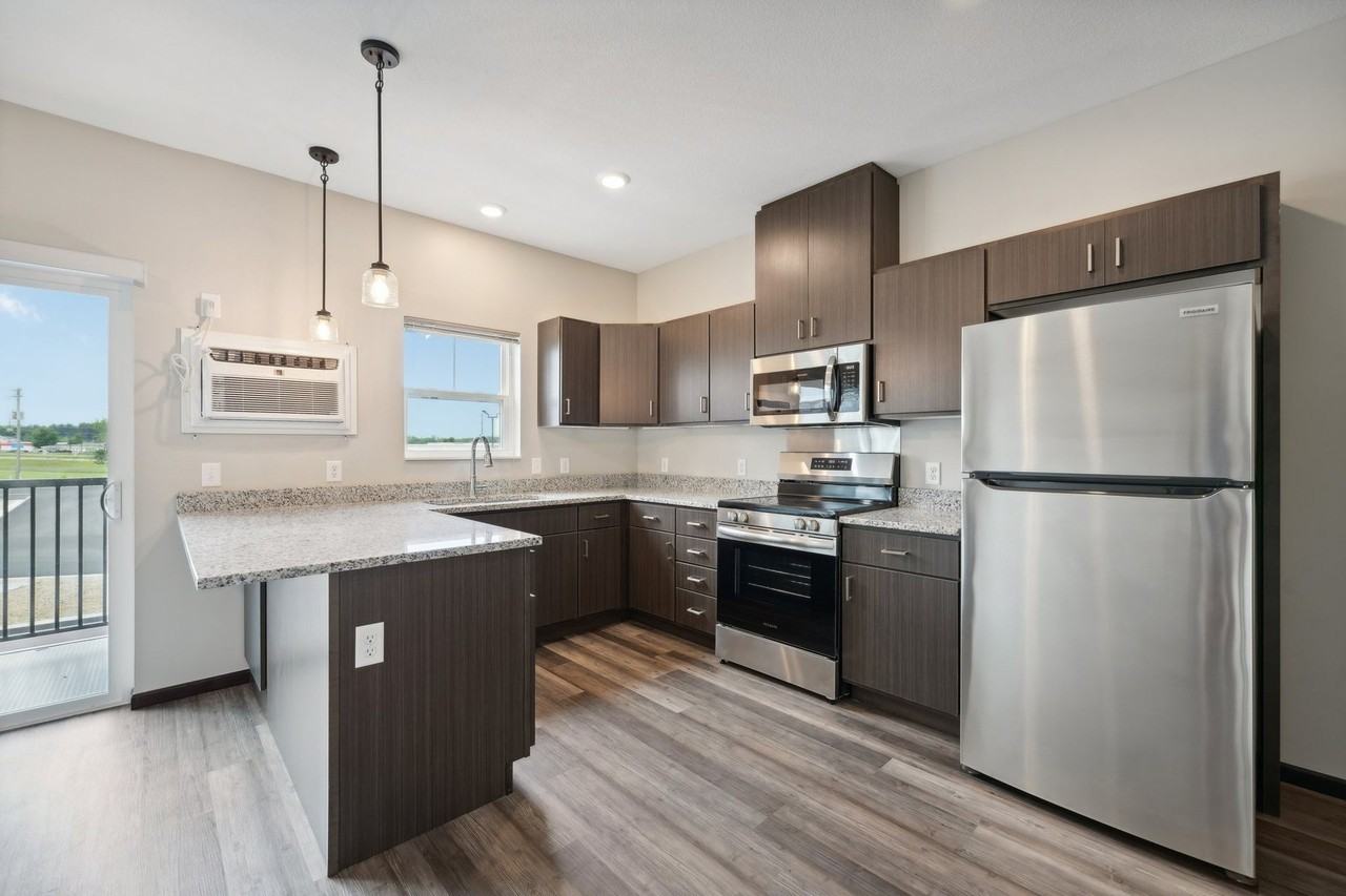 Cannonball Apartments - Photo 2 of 37