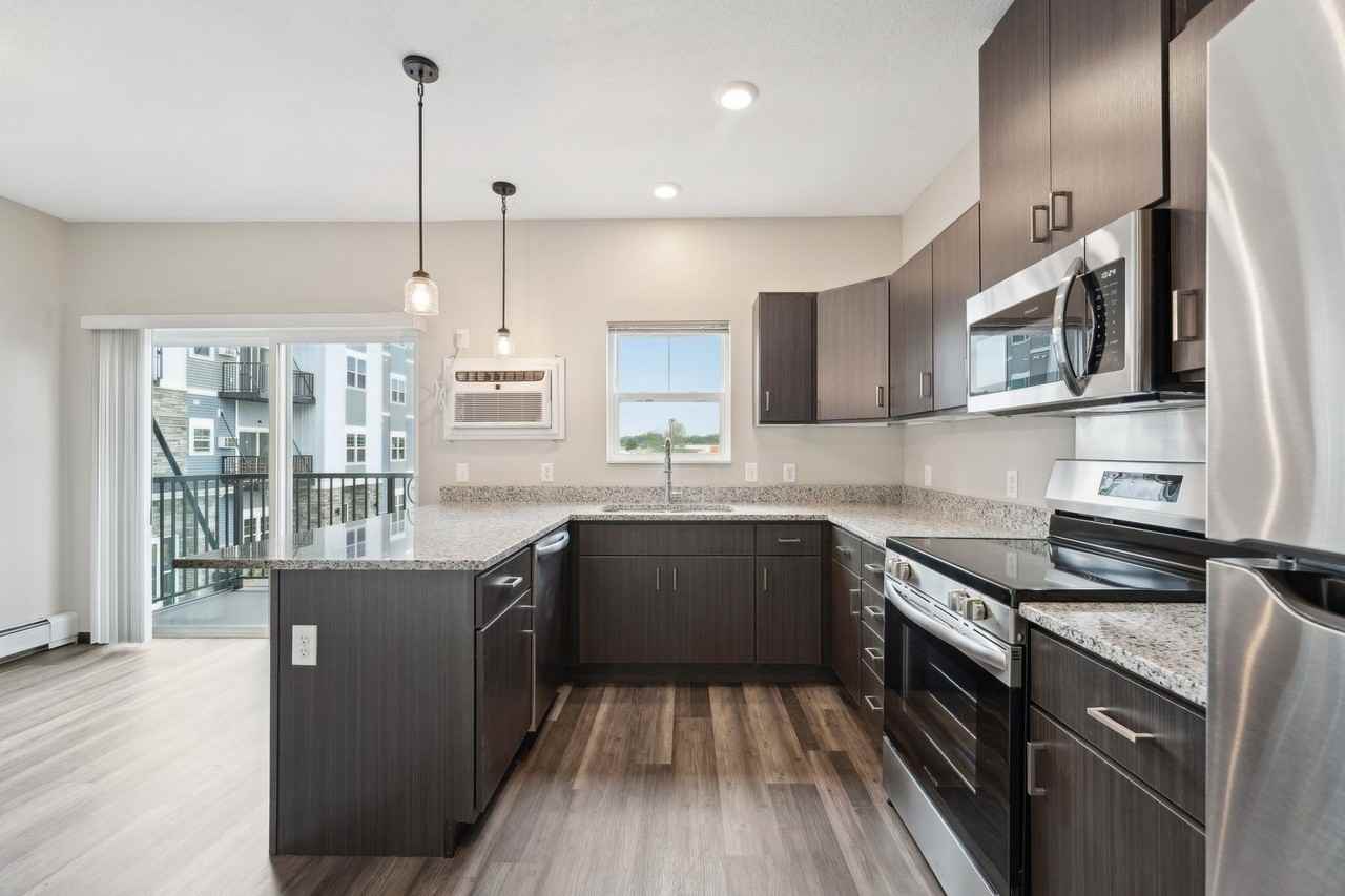 Cannonball Apartments - Photo 3 of 37