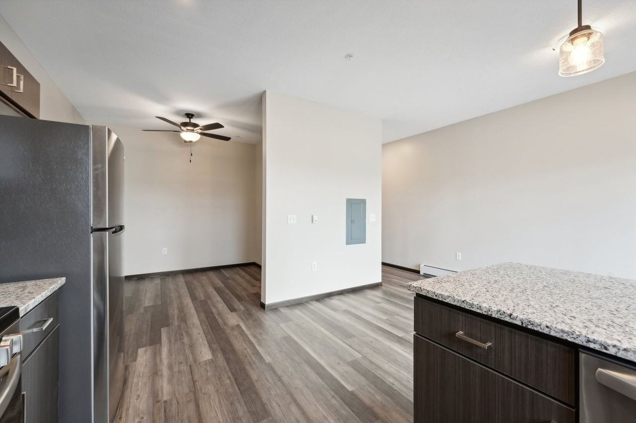 Cannonball Apartments - Photo 5 of 37