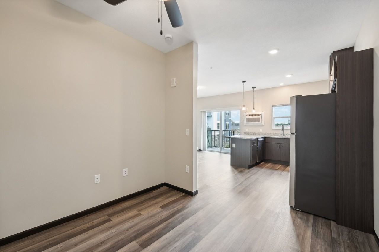 Cannonball Apartments - Photo 7 of 37