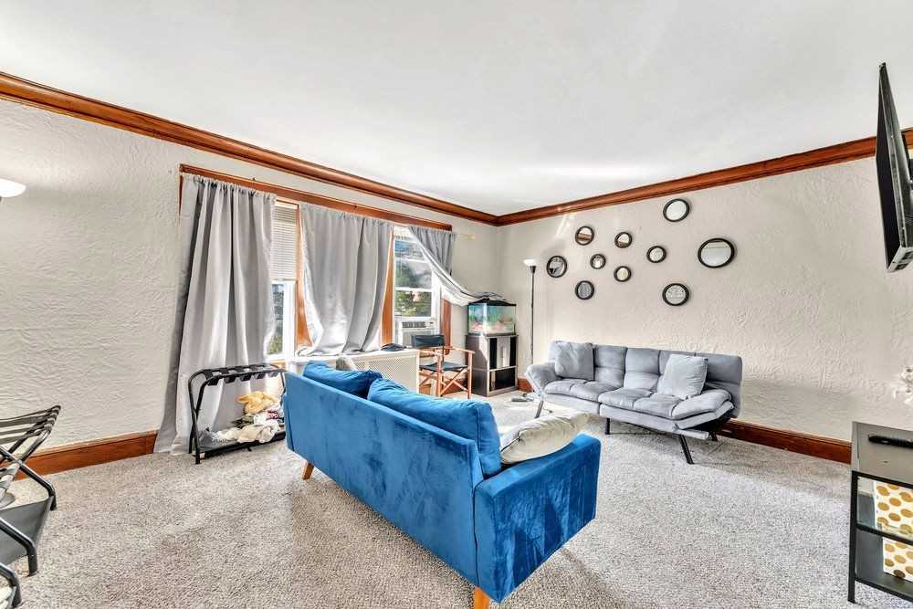 259 Parker Ave - Photo 3 of 16