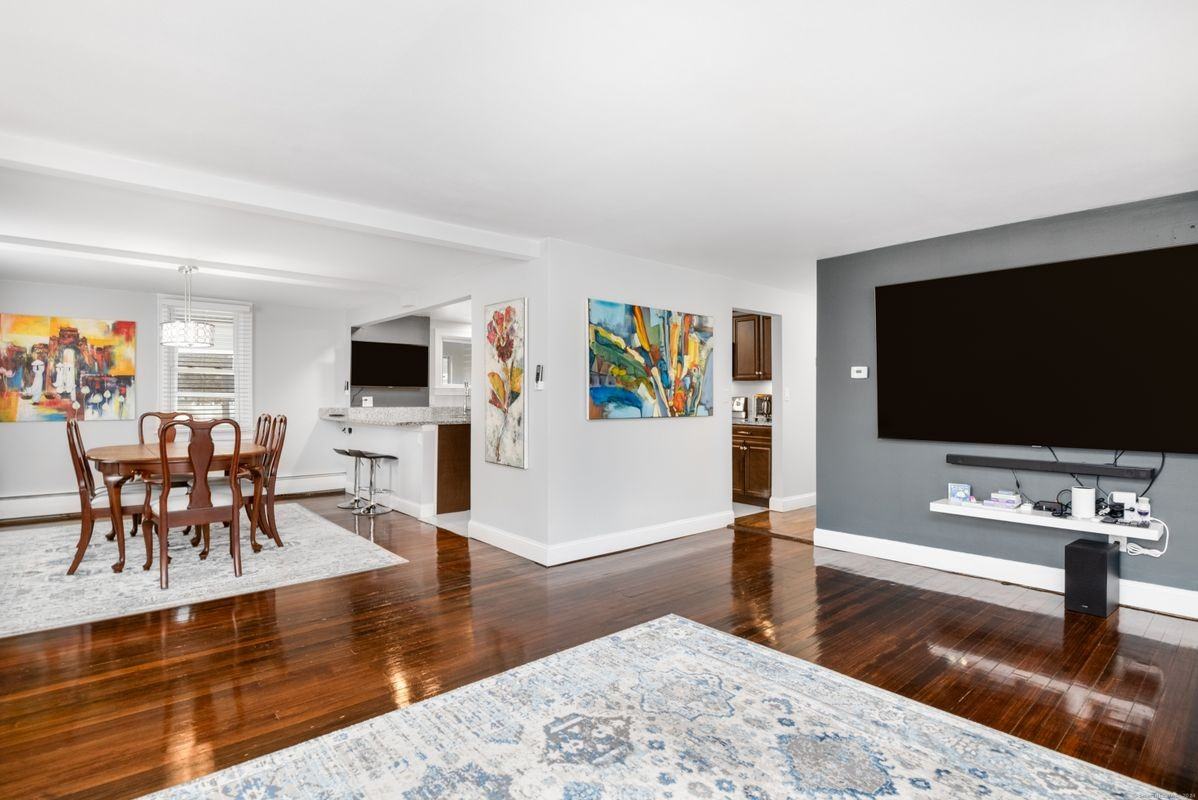 1699 Boulevard - Photo 2 of 25
