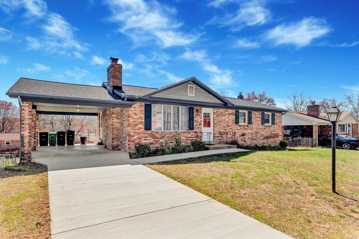 6805 Eilerson St - Photo 2 of 15