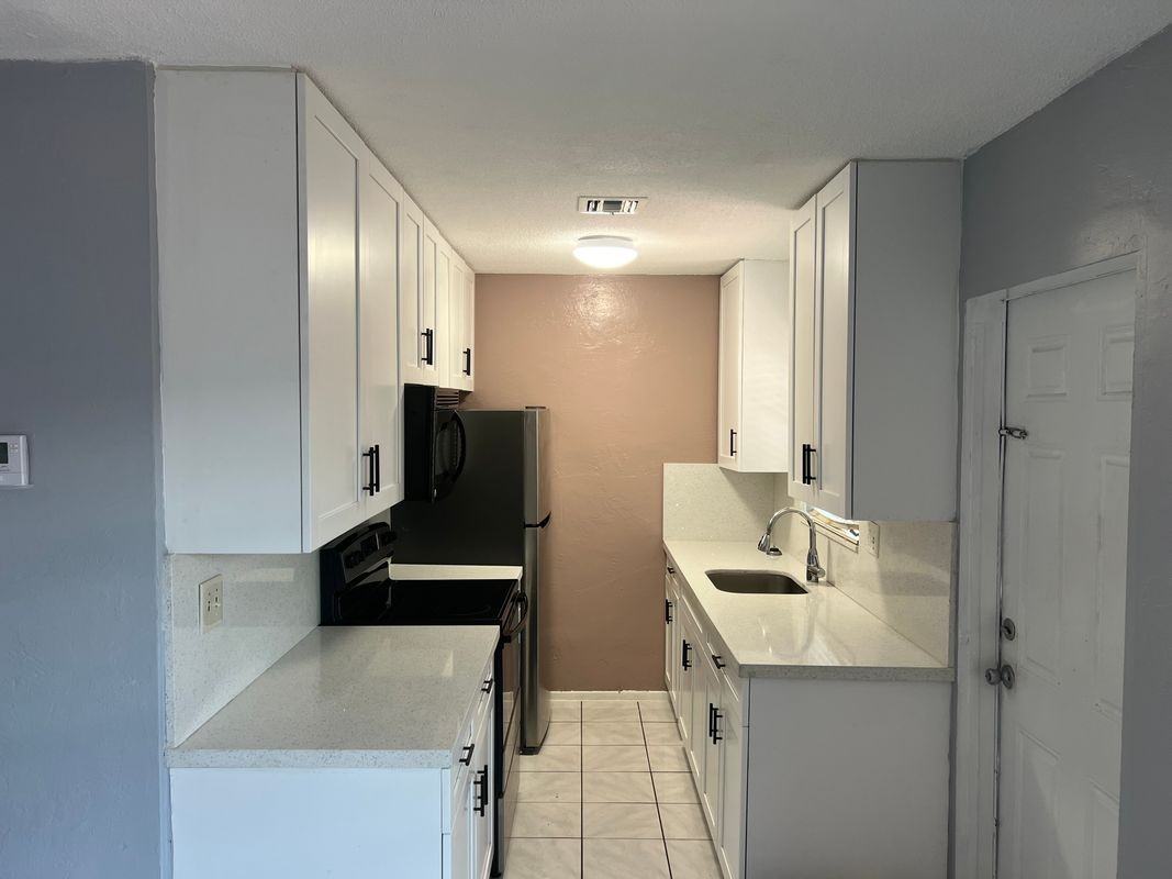 5891 Ne 18th Ave - Photo 3 of 14