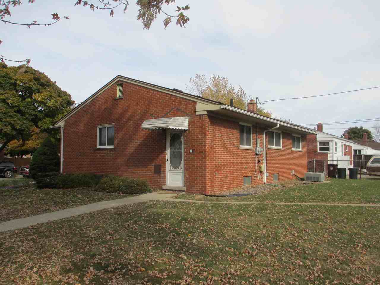 14655 Balsam St - Photo 3 of 13