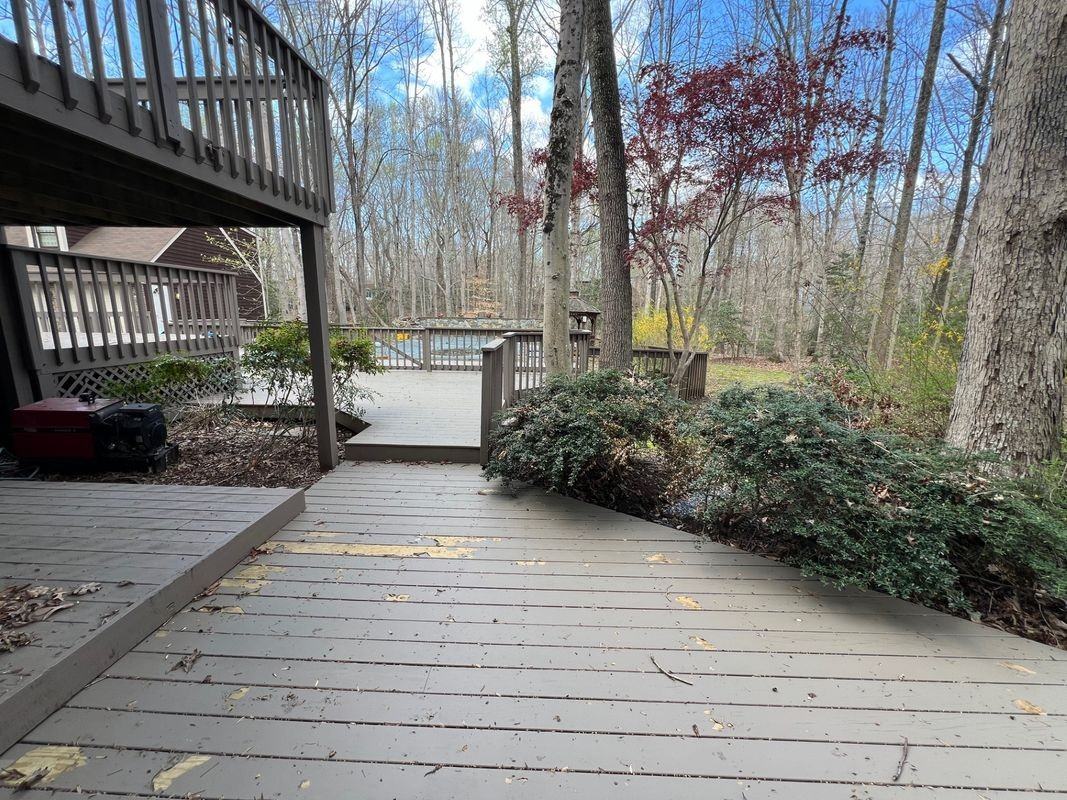2011 Huntcliff Dr - Photo 3 of 14