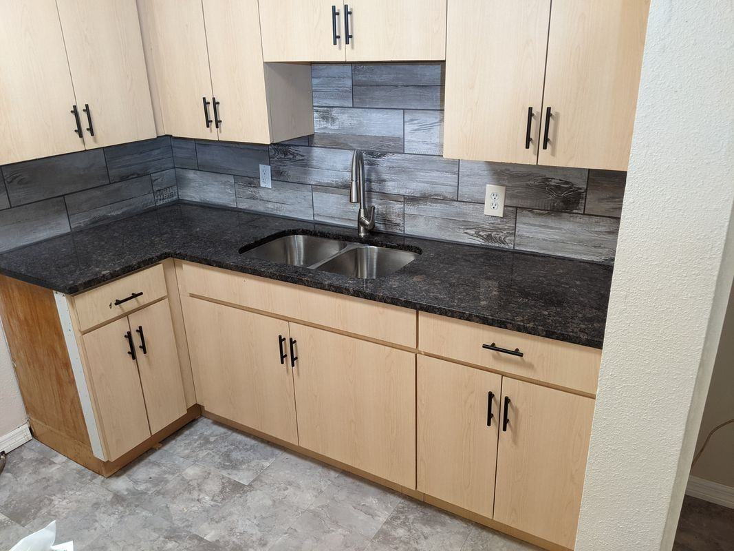 4512 E 10th Ave - Photo 5 of 19