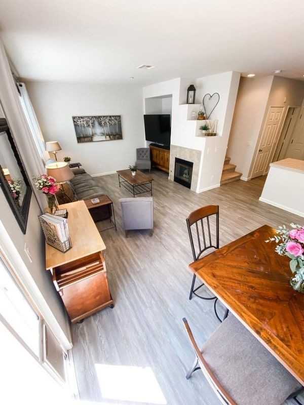 3701 Jetty Pt - Photo 3 of 26