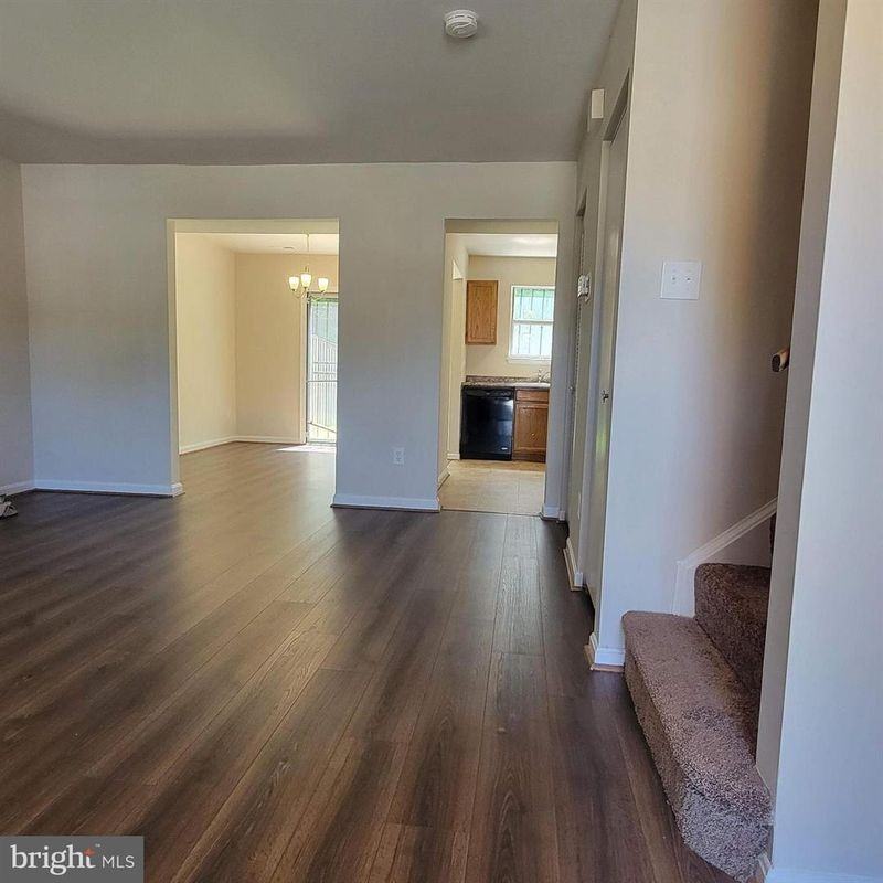 1218 Adeline Way - Photo 2 of 14