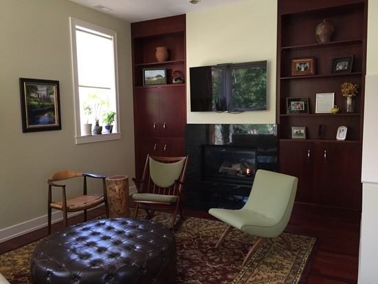 1101 Mayberry Plaza - Photo 2 of 15