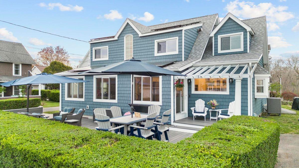 58 Chapman Ave - Photo 2 of 25